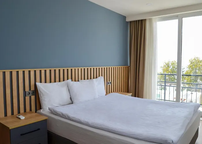 Loca Centre Suites